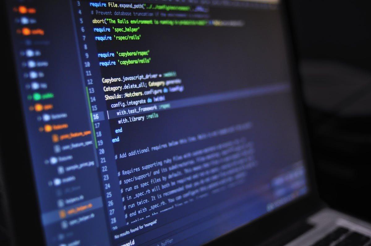MCP vs API : comparaison des protocoles de communication pour intelligence artificielle